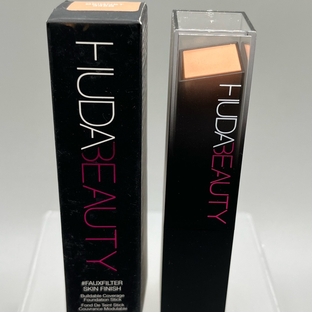HUDA BEAUTY FauxFilter Skin Finish Foundation Stick Beignet 335B NEW in Box